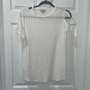 Beautiful winter WHITE shirt sleeve sweater from Status by Chenault SZ S…​